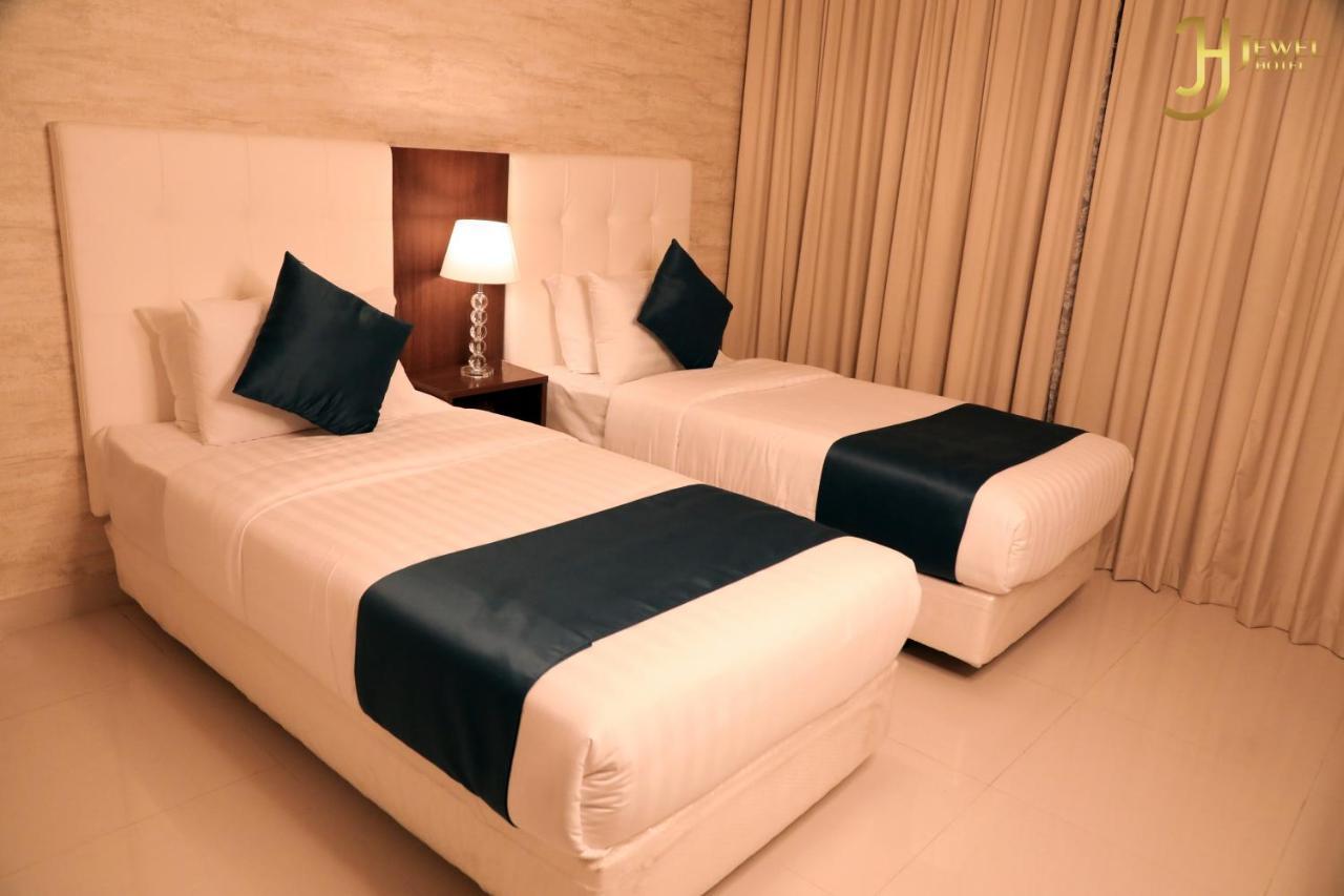 Sunday Luxury Downtown Adliya Formerly Jewel Hotel Manama Exterior foto