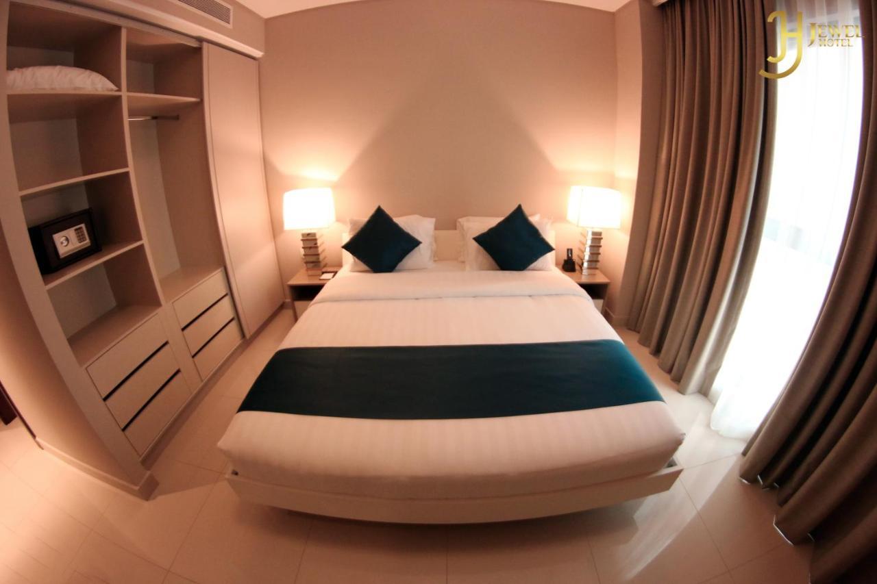 Sunday Luxury Downtown Adliya Formerly Jewel Hotel Manama Exterior foto