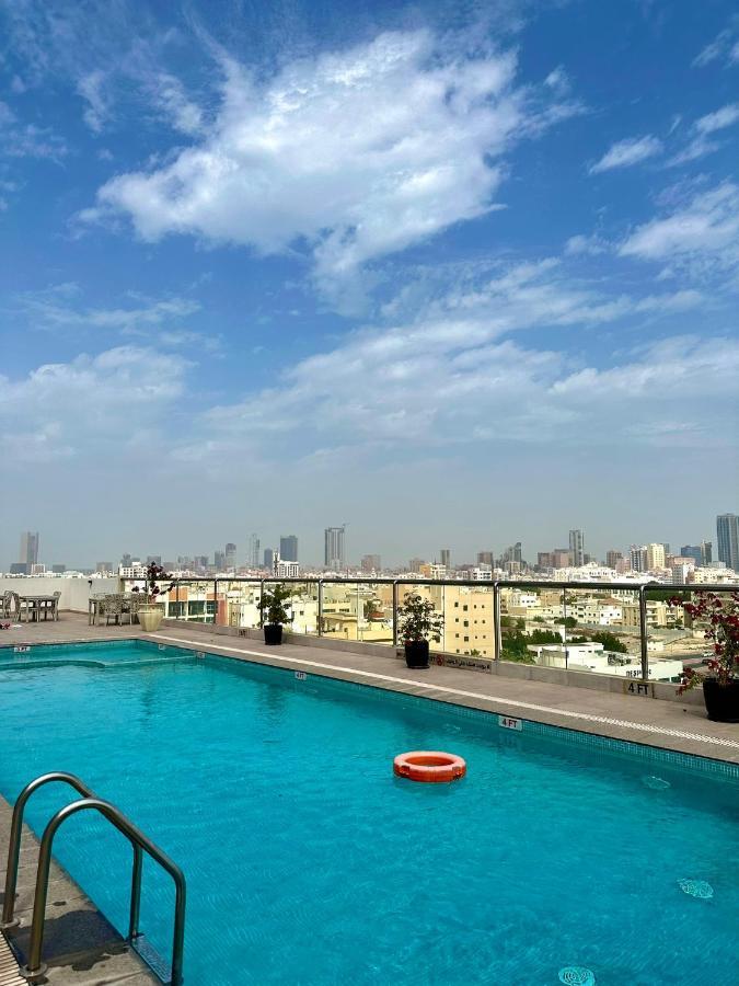 Sunday Luxury Downtown Adliya Formerly Jewel Hotel Manama Exterior foto